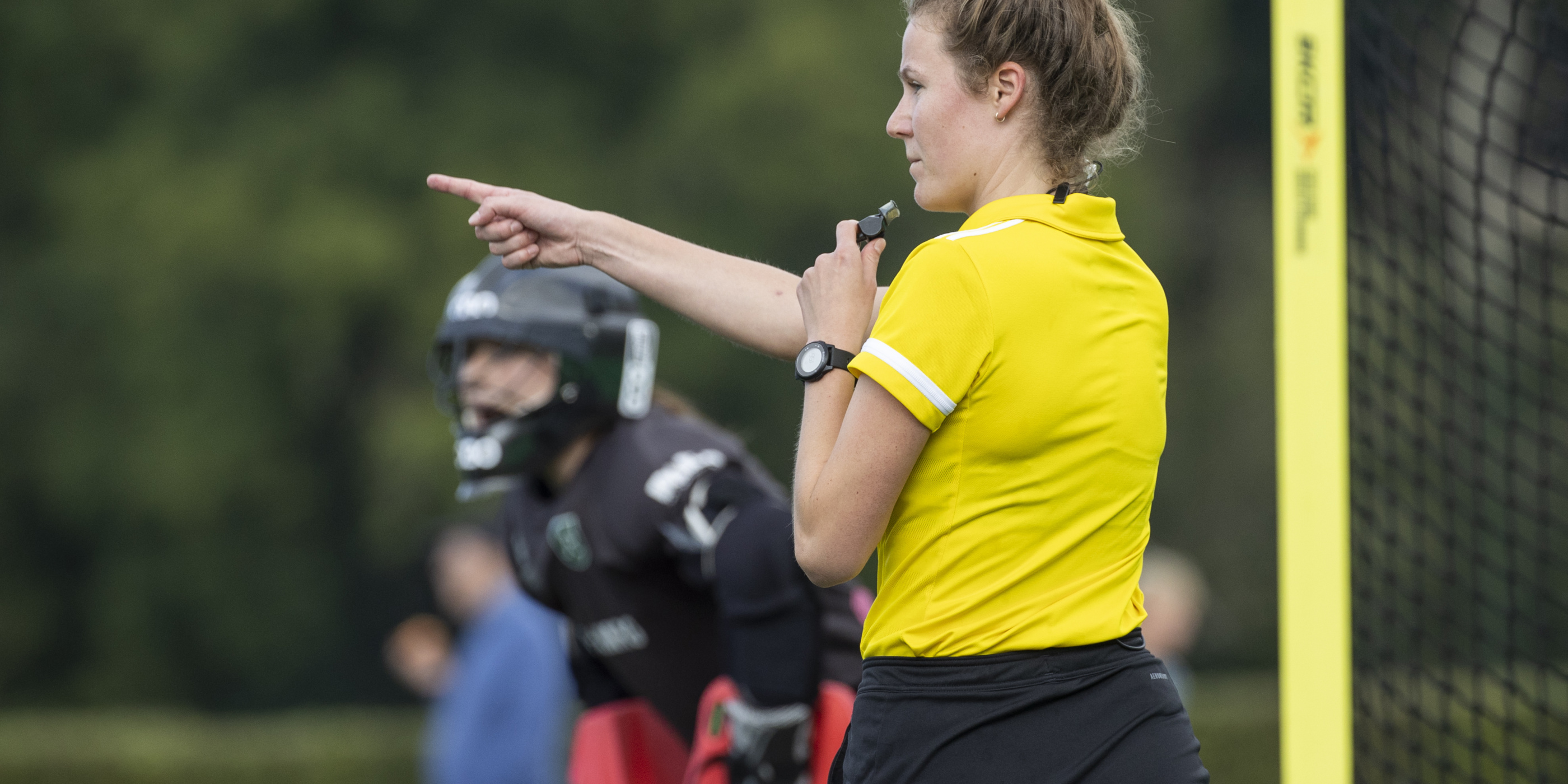 Lorijn de Kraker opgenomen in hoogste scheidsrechtersgroep wereldwijd
