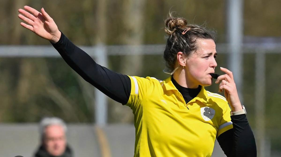 Promoties Nederlandse scheidsrechters en officials, 3 nieuwe FIH internationaal scheidsrechters erbij en andere promoties!